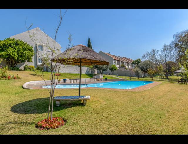 3 BEDROOM DUPLEX TO LET IN BORDEAUX